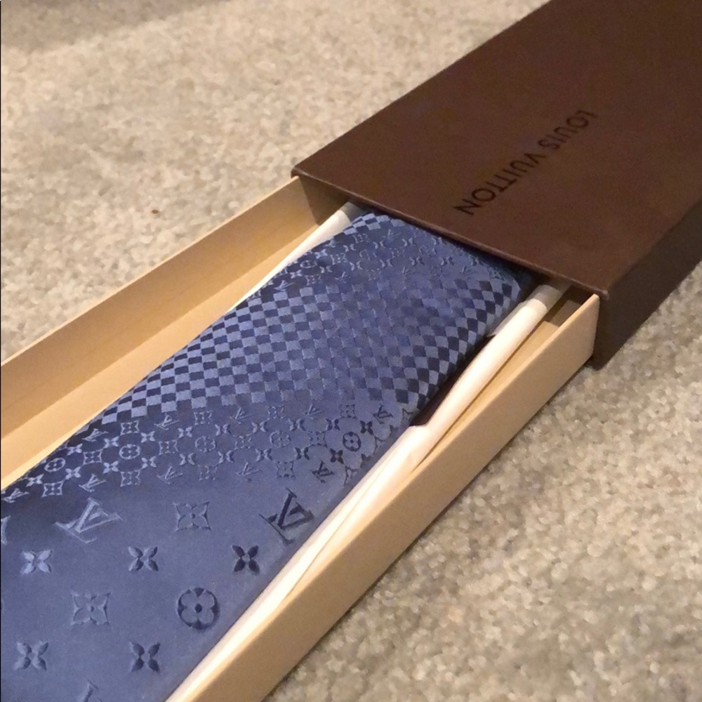 new Louis Vuitton tie